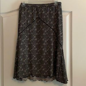 Cute black and white skirt